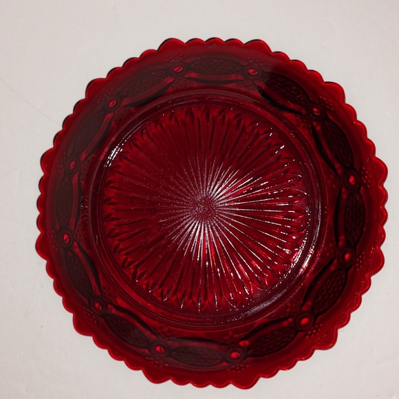 Avon Red Cape Cod Collection 1876 Salad Plate - Picture 2 of 3
